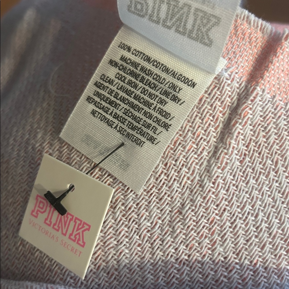 Pink VICTORIA'S SECRET Beach Blanket or Throw 50IN X 60IN - Picture 8 of 8